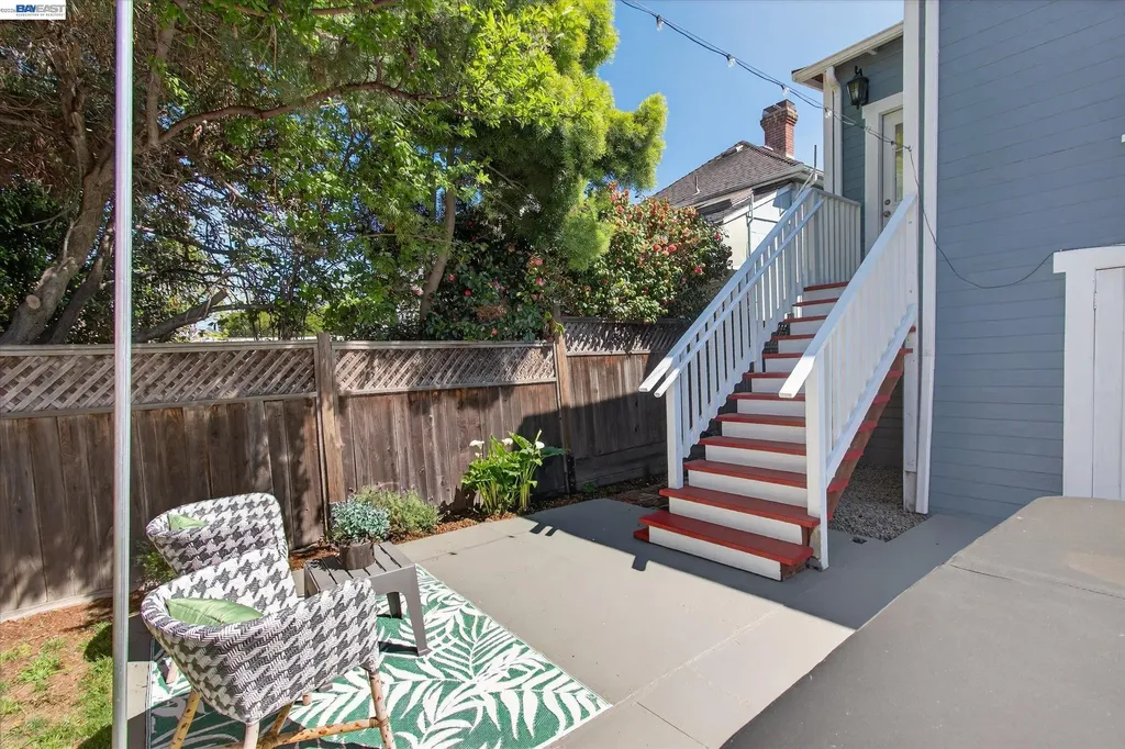 1813 Minturn Street Alameda CA 94501