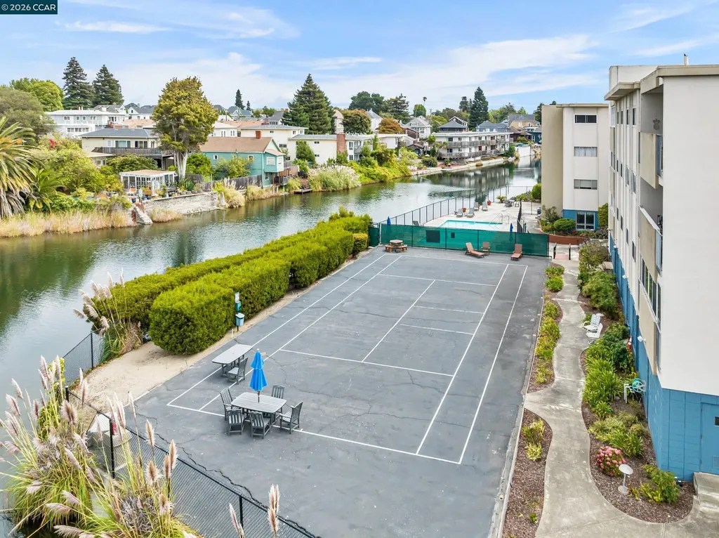 2137 Otis Drive Alameda CA 94501