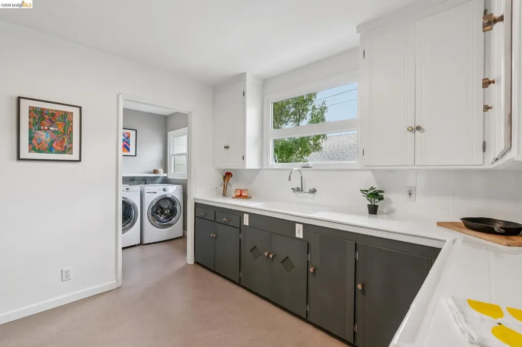 4651 Fair Avenue Oakland CA 94619