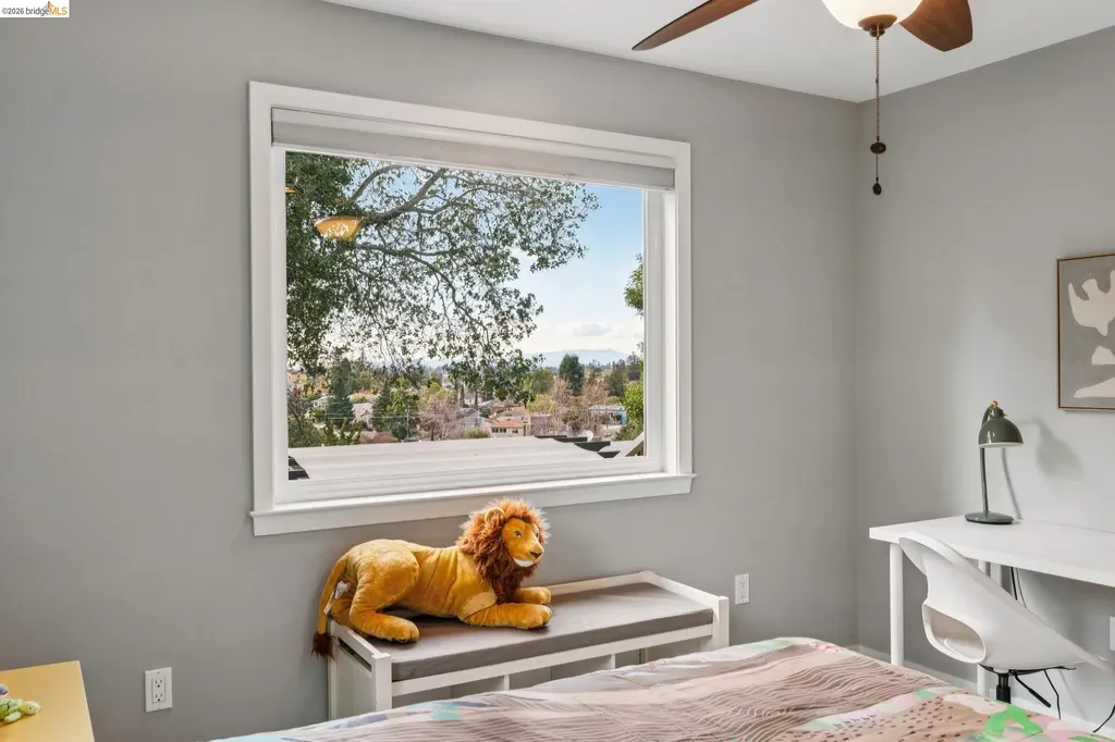 4651 Fair Avenue Oakland CA 94619