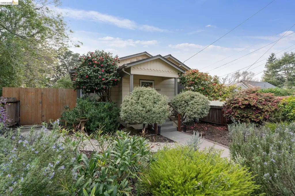 4651 Fair Avenue Oakland CA 94619