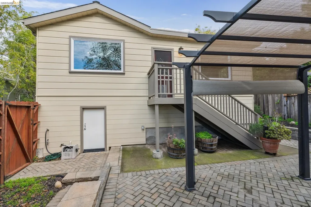 4651 Fair Avenue Oakland CA 94619