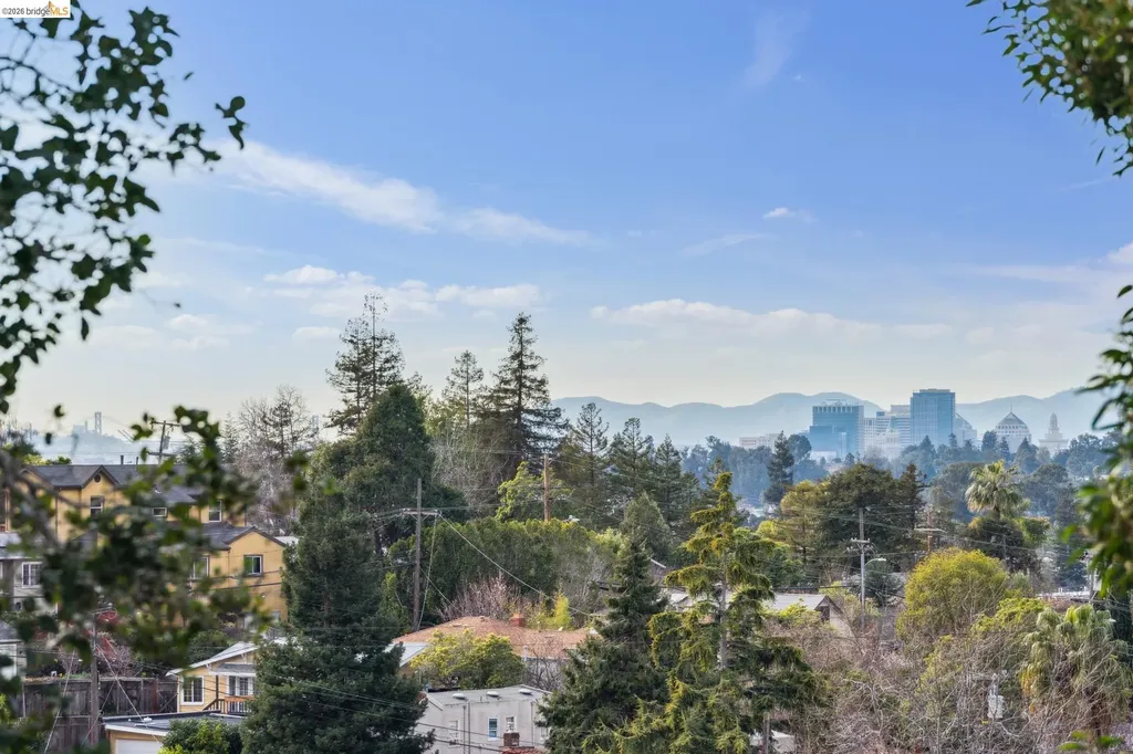 4651 Fair Avenue Oakland CA 94619