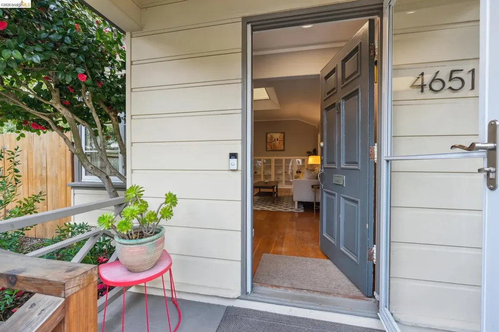 4651 Fair Avenue Oakland CA 94619