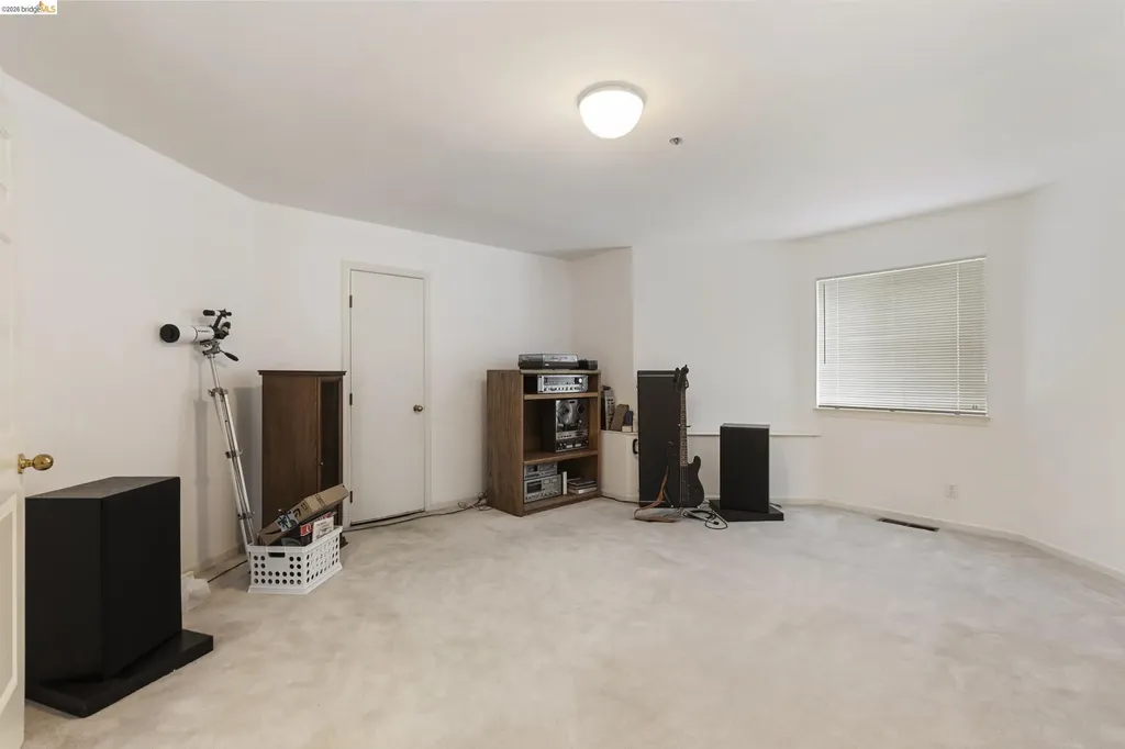 2745 Butters Drive Oakland CA 94602