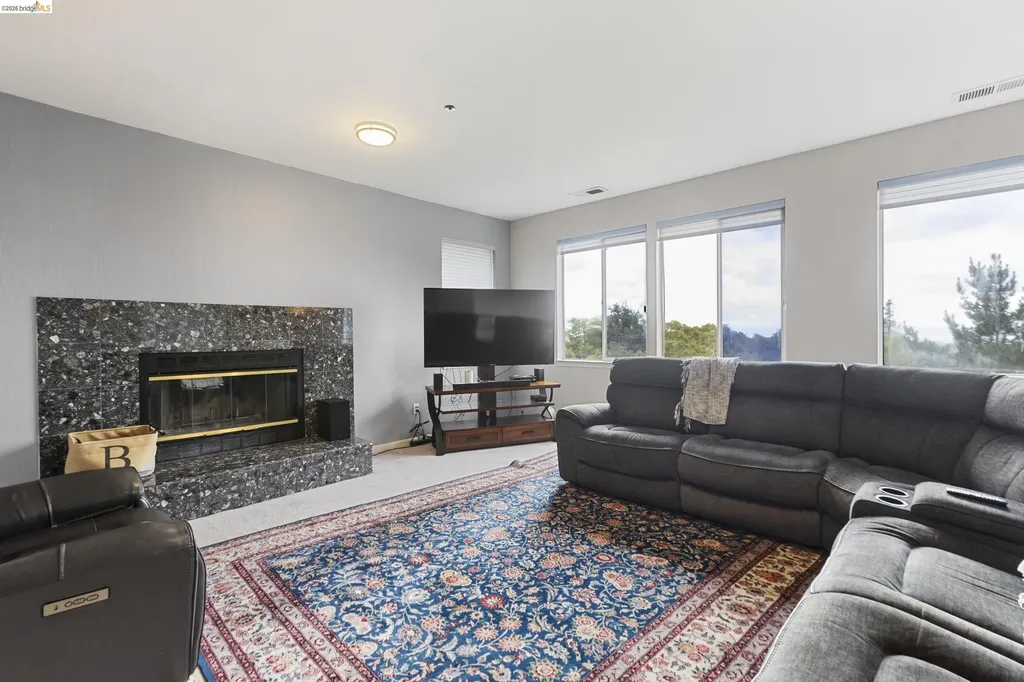 2745 Butters Drive Oakland CA 94602