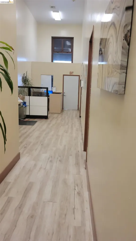 2607 Seminary Avenue Oakland CA 94605