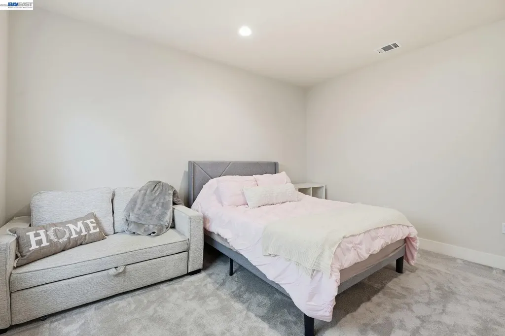 5444 Gray Pine Way Antioch CA 94531