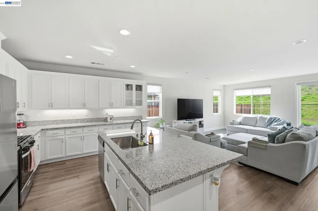 5444 Gray Pine Way Antioch CA 94531