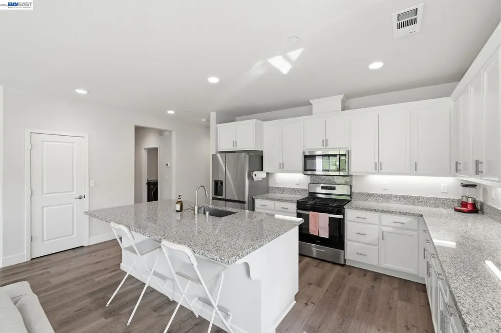 5444 Gray Pine Way Antioch CA 94531