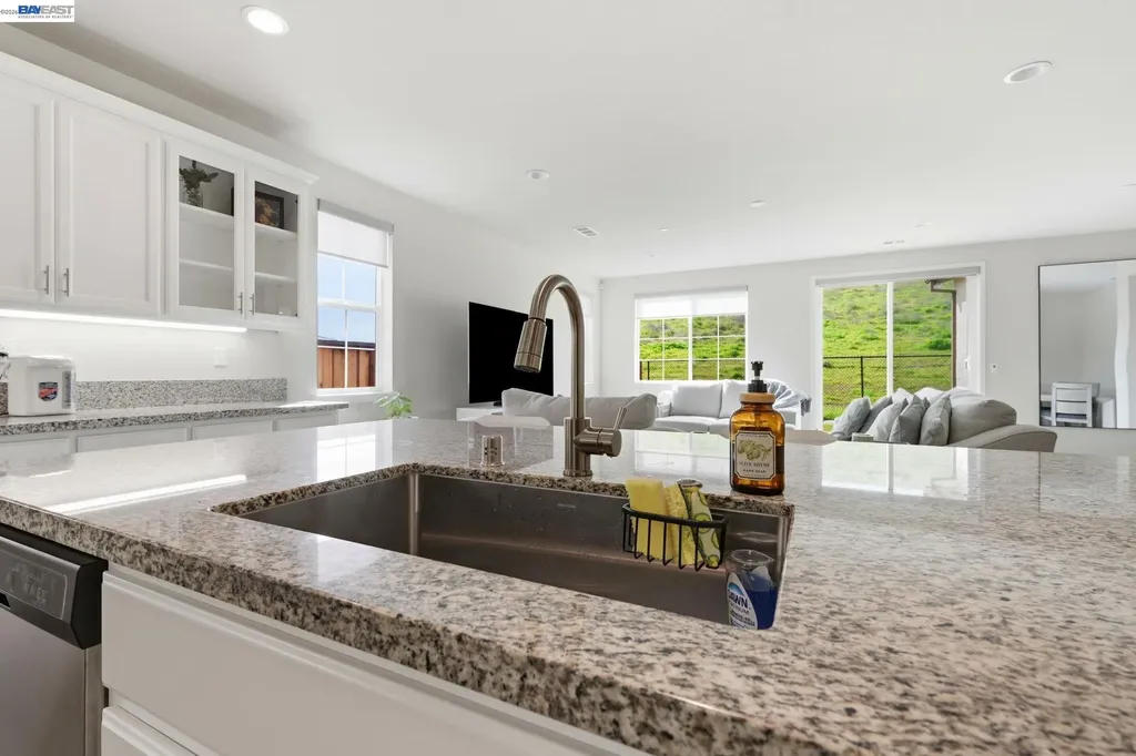 5444 Gray Pine Way Antioch CA 94531