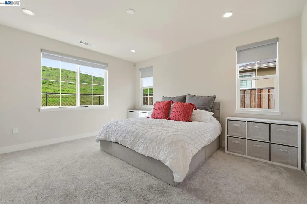 5444 Gray Pine Way Antioch CA 94531