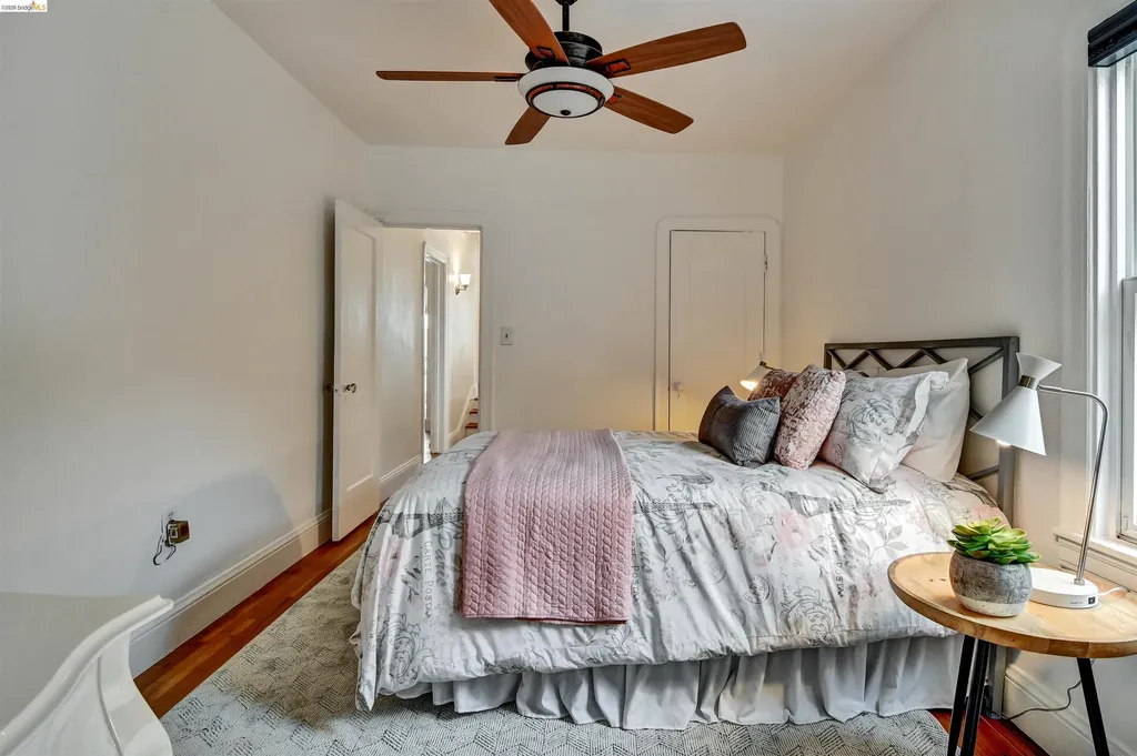 6236 Laird Avenue Oakland CA 94605