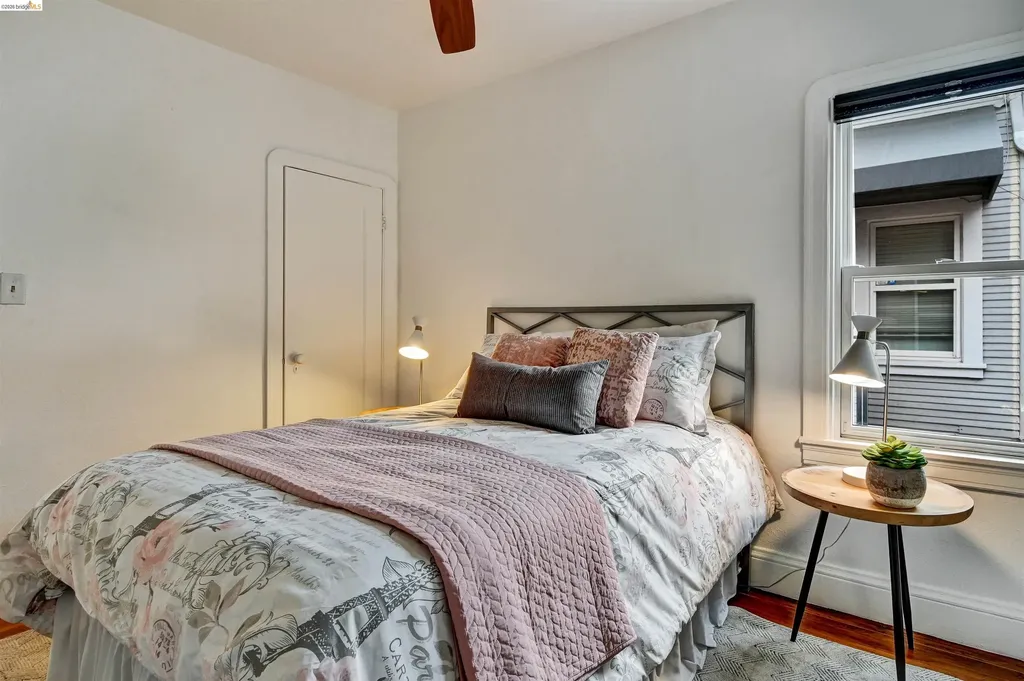 6236 Laird Avenue Oakland CA 94605