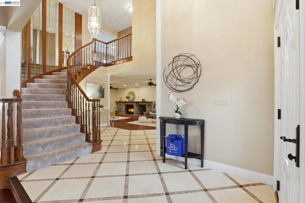 1414 Columbine Way Livermore CA 94551