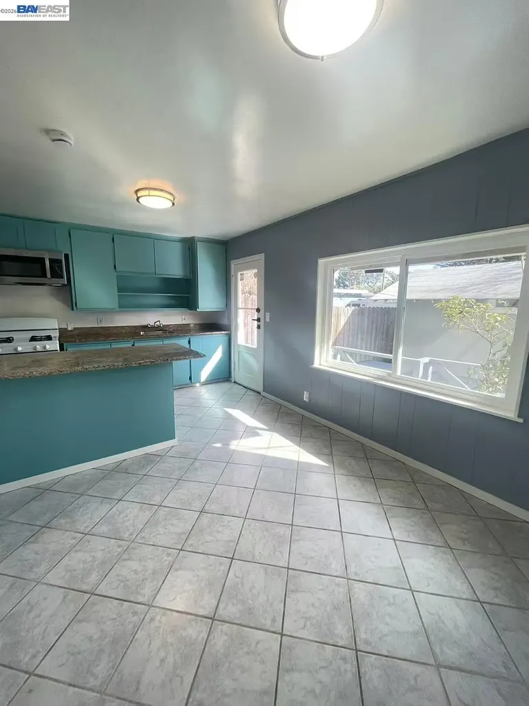318 Cypress Street Alameda CA 94501