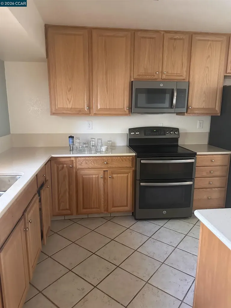 618 Kinglet Suisun City CA 94585