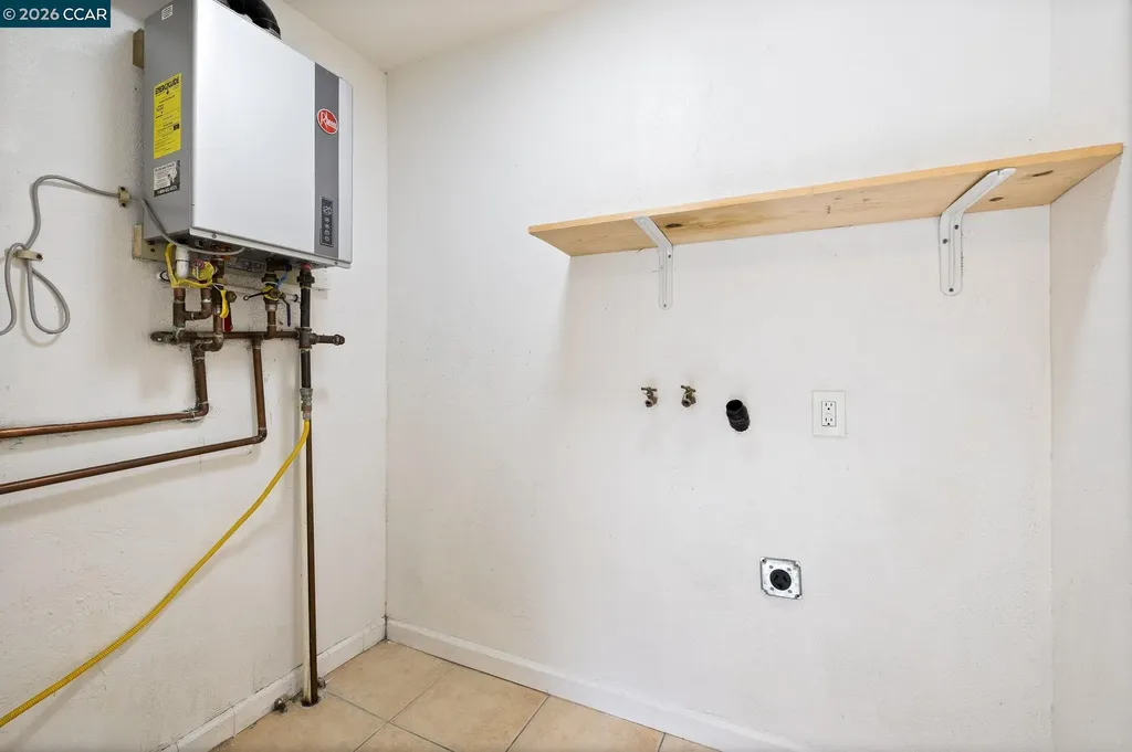 4820 Blum Road Martinez CA 94553