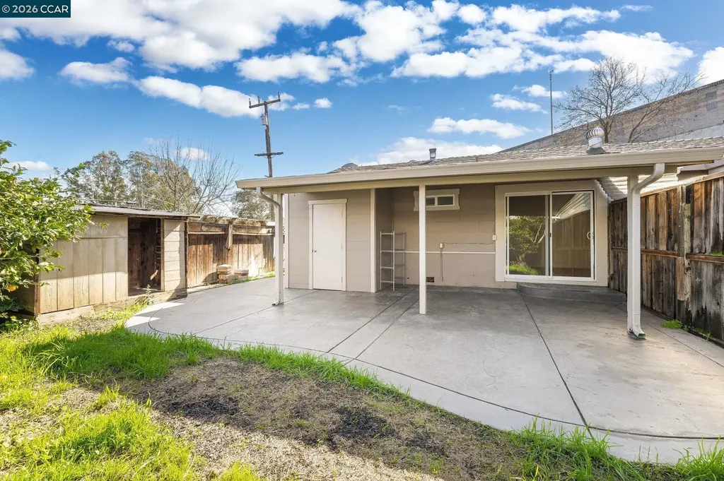 4820 Blum Road Martinez CA 94553