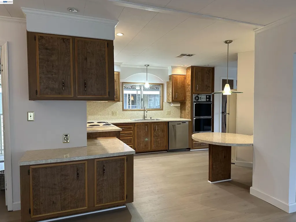 29273 Nantucket Way Hayward CA 94544