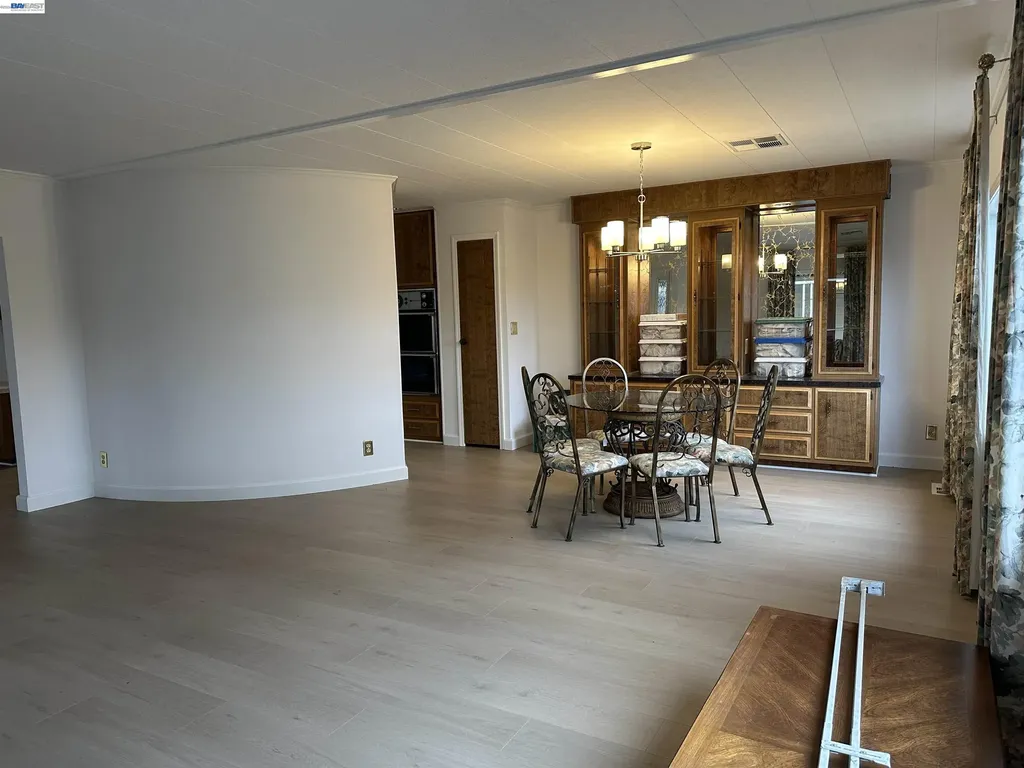 29273 Nantucket Way Hayward CA 94544