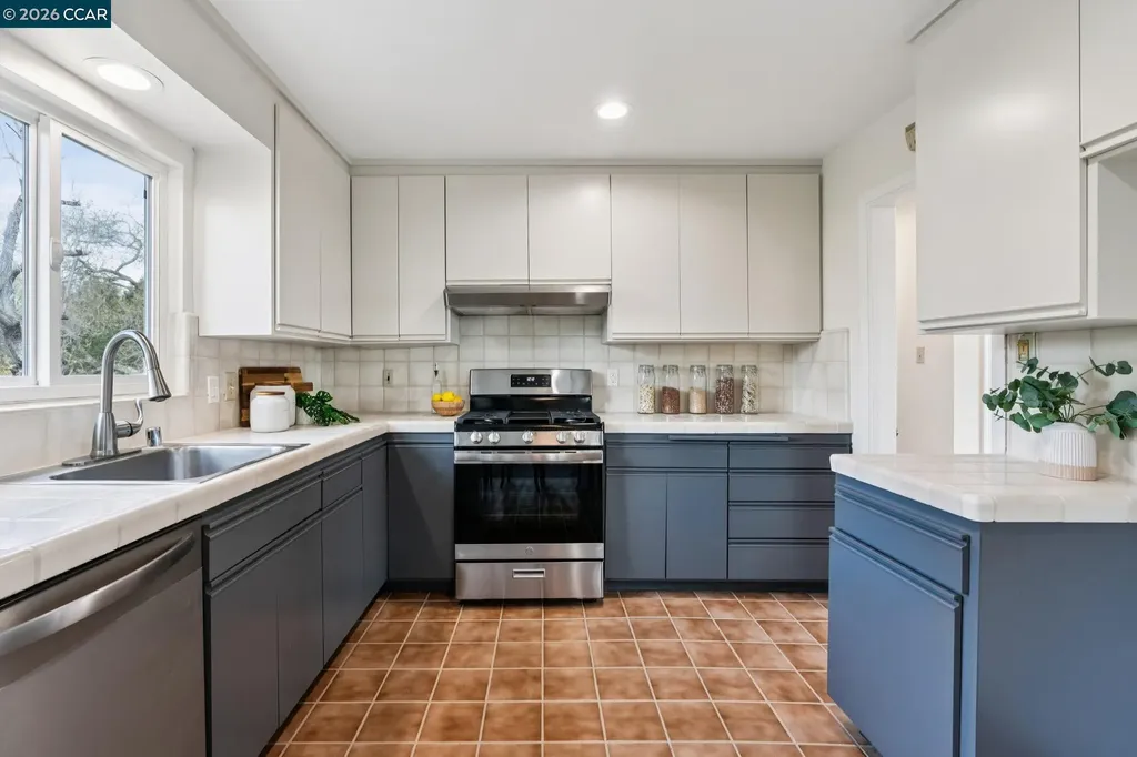 1315 El Curtola Lafayette CA 94549