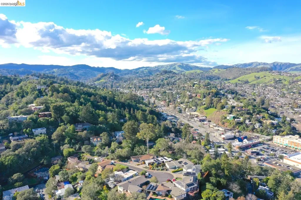 59, 60 Clayton Street San Rafael CA 94901