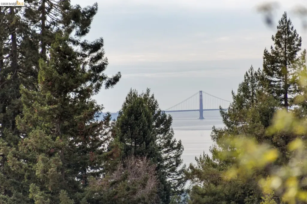 22 Windsor Avenue Kensington CA 94708