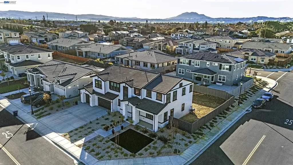 259 Eagle Nest Drive Oakley CA 94561