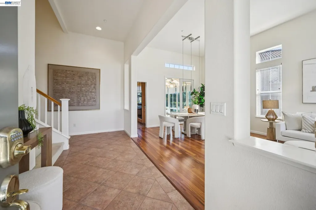 28862 Bay Heights Road Hayward CA 94542