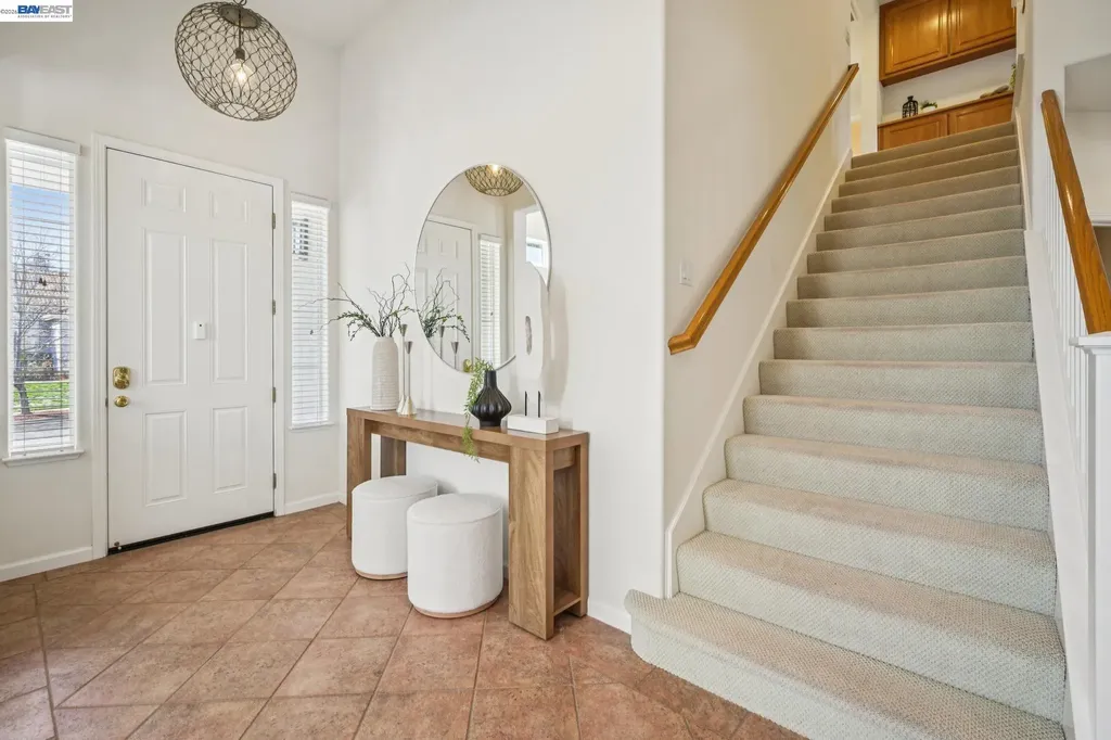 28862 Bay Heights Road Hayward CA 94542