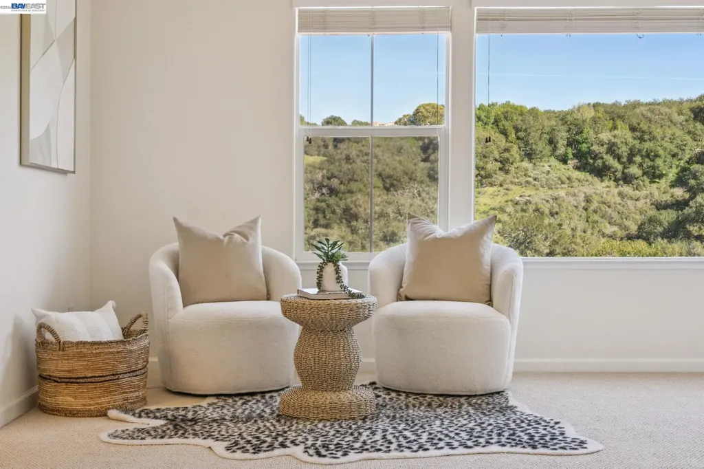 28862 Bay Heights Road Hayward CA 94542