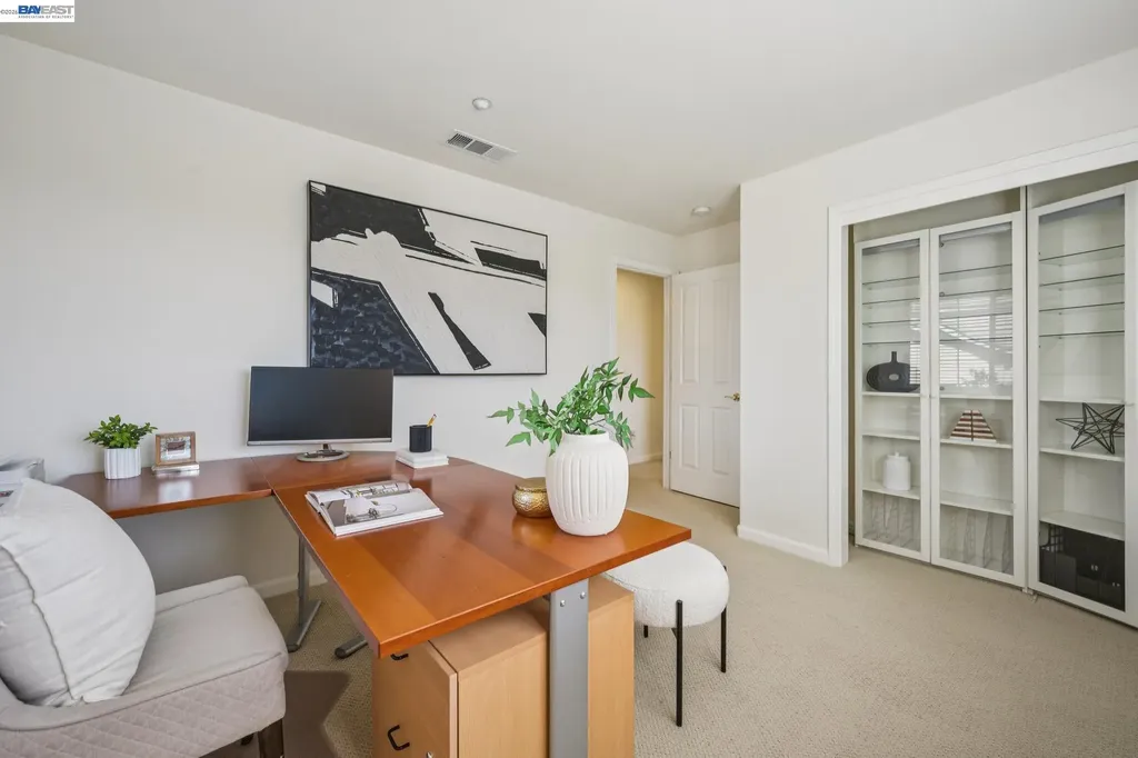 28862 Bay Heights Road Hayward CA 94542