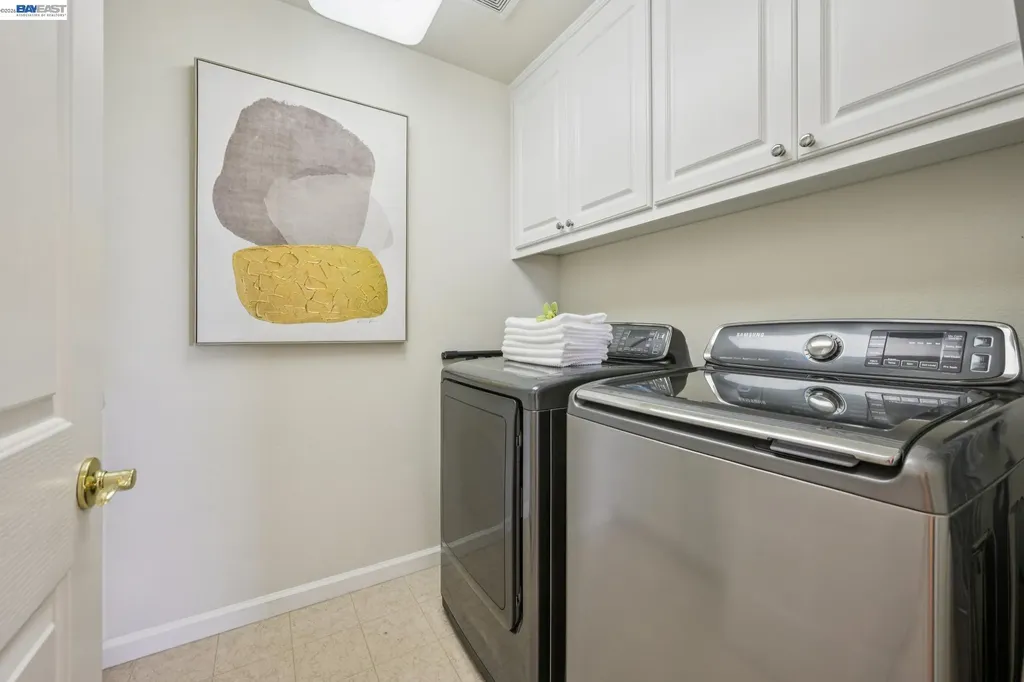 28862 Bay Heights Road Hayward CA 94542