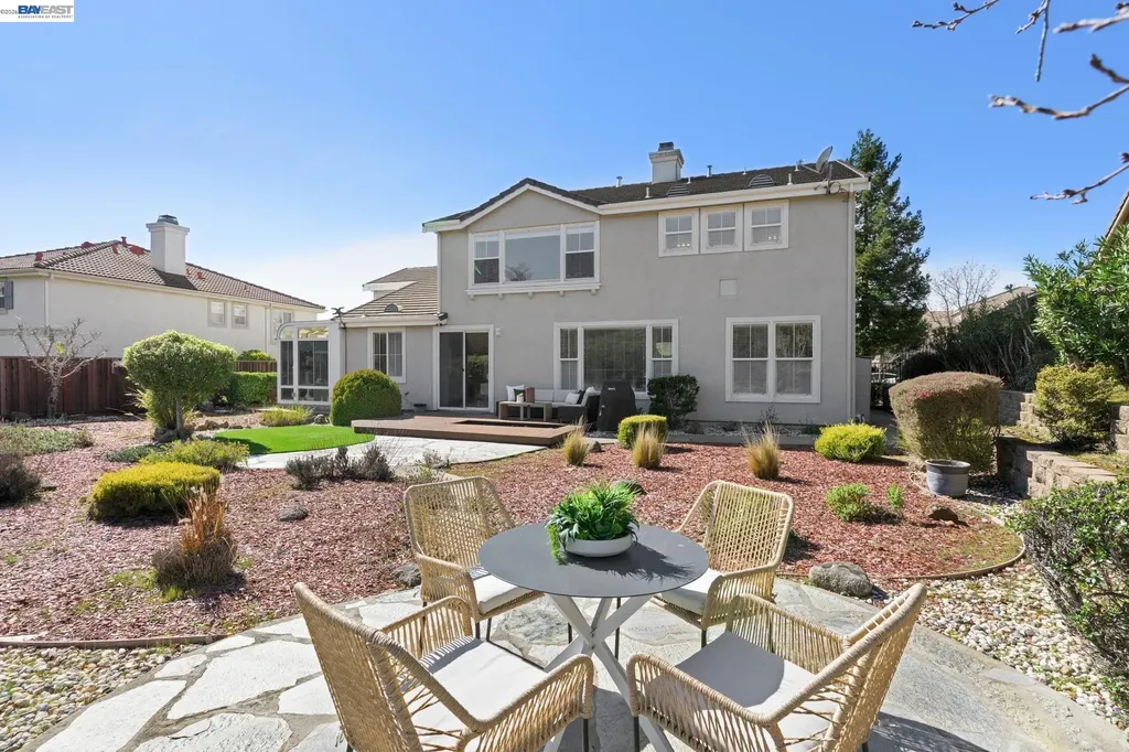 28862 Bay Heights Road Hayward CA 94542