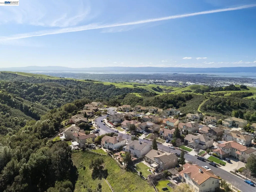 28862 Bay Heights Road Hayward CA 94542