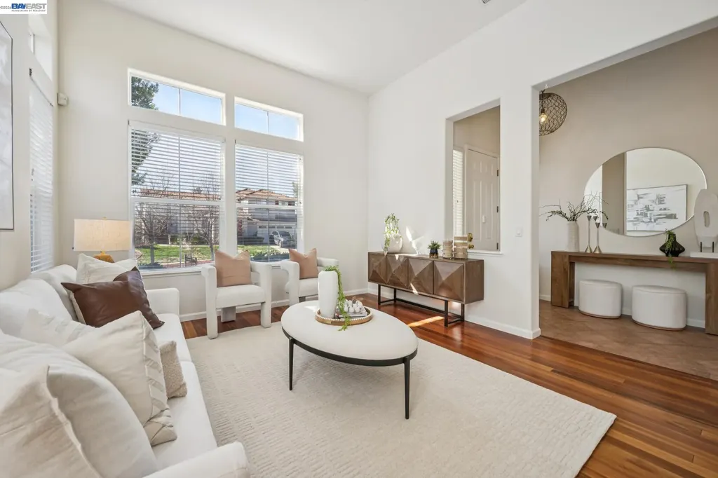 28862 Bay Heights Road Hayward CA 94542