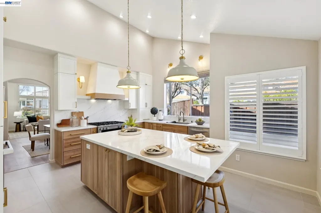 674 Crystal Court Pleasanton CA 94566