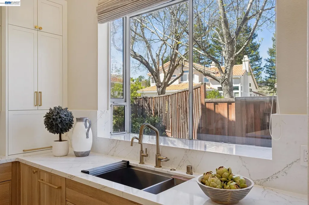 674 Crystal Court Pleasanton CA 94566