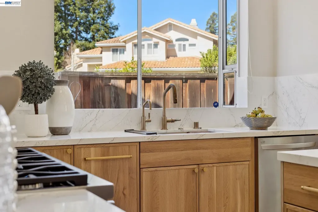 674 Crystal Court Pleasanton CA 94566
