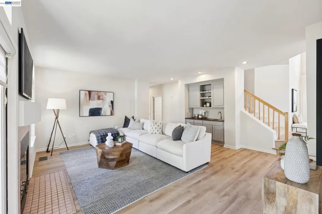 674 Crystal Court Pleasanton CA 94566
