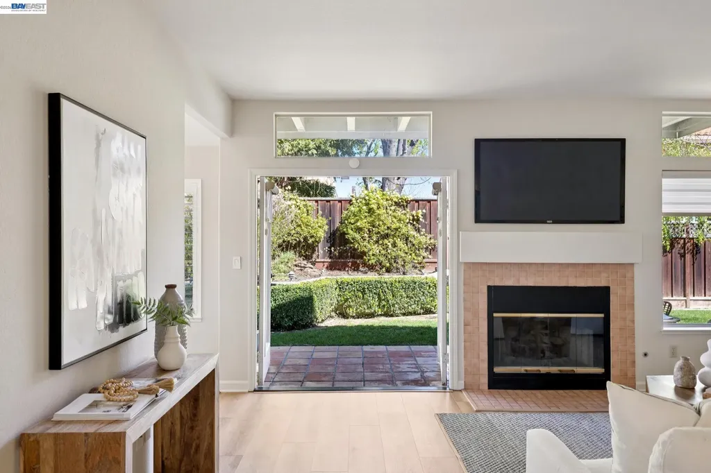 674 Crystal Court Pleasanton CA 94566