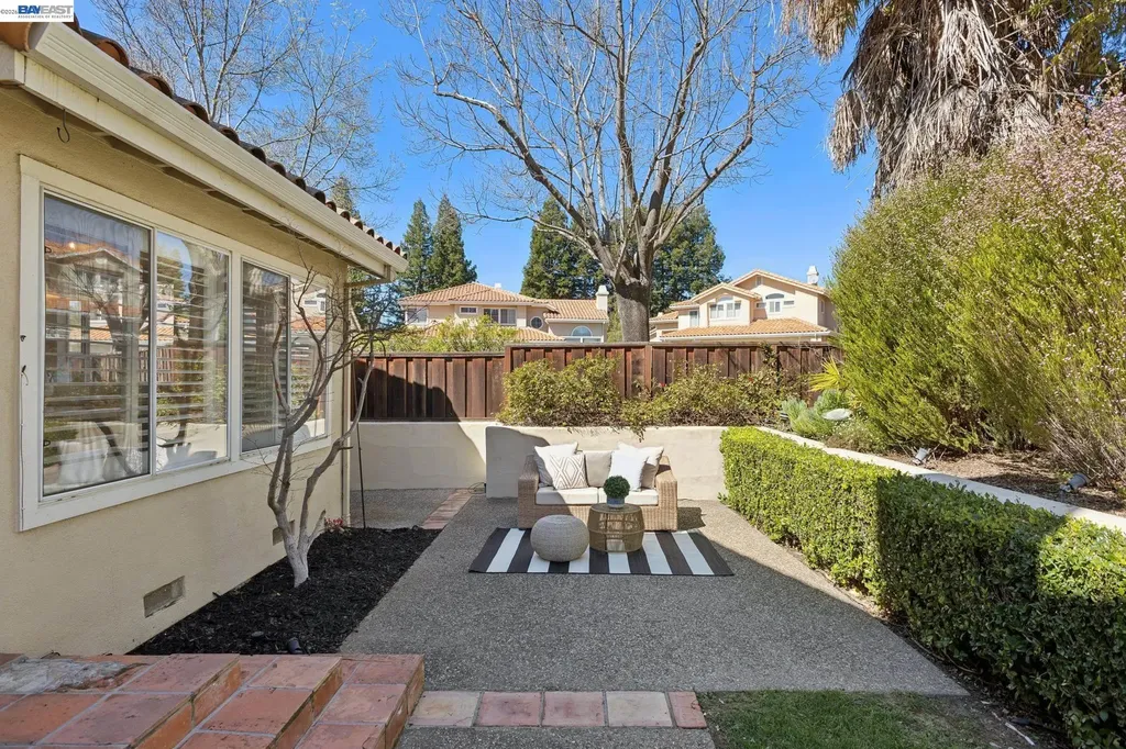 674 Crystal Court Pleasanton CA 94566