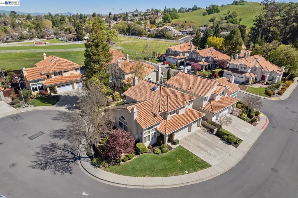 674 Crystal Court Pleasanton CA 94566