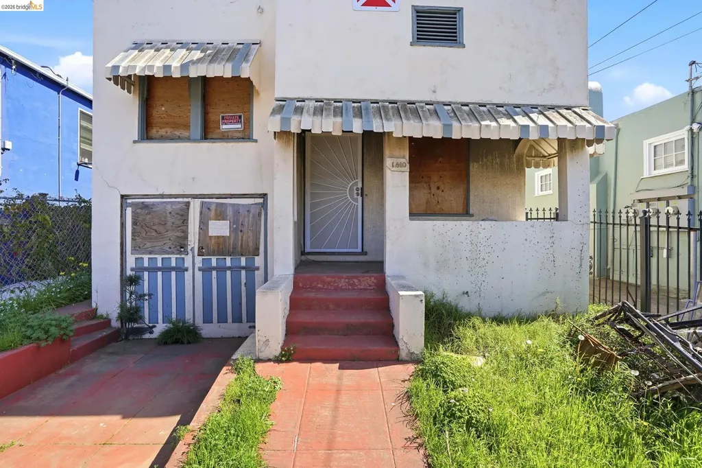 1610 52nd Avenue Oakland CA 94601