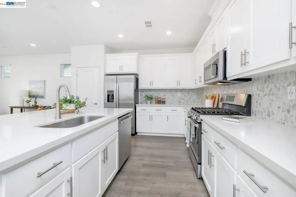 30 Cypress Court Pittsburg CA 94565