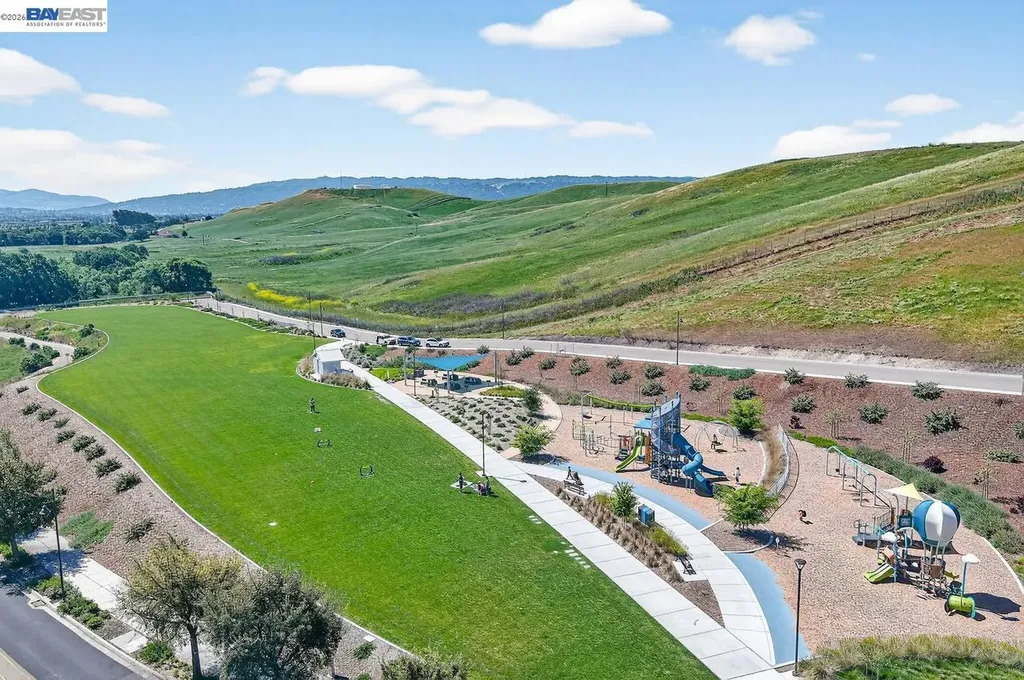 4176 Healdsburg Way Dublin CA 94568