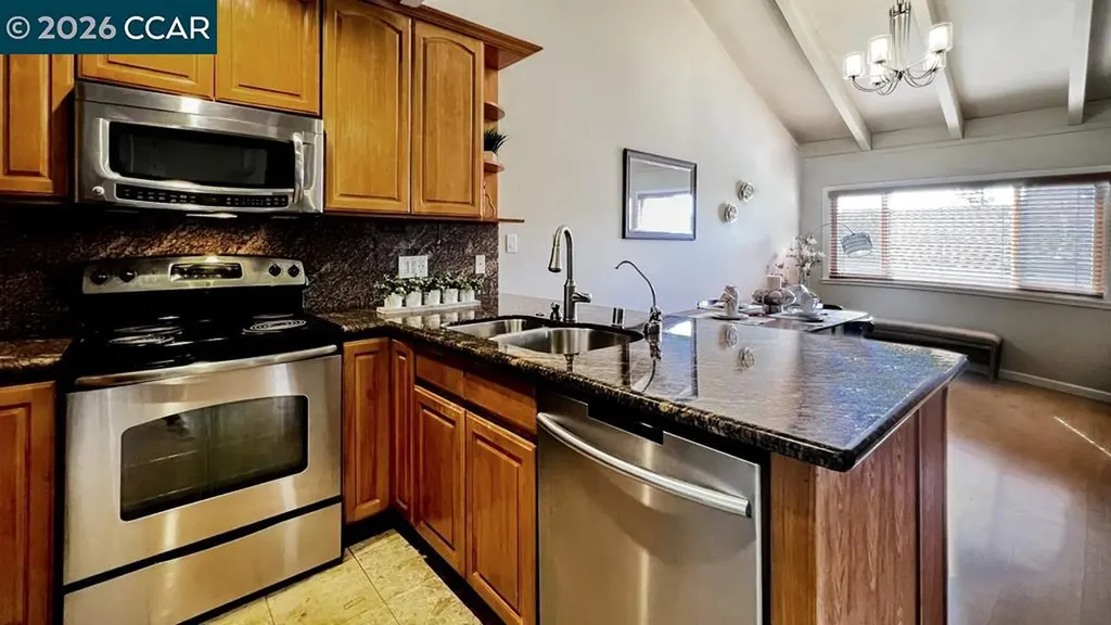 22 Holcomb Court Walnut Creek CA 94596