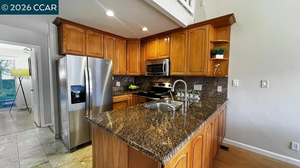 22 Holcomb Court Walnut Creek CA 94596