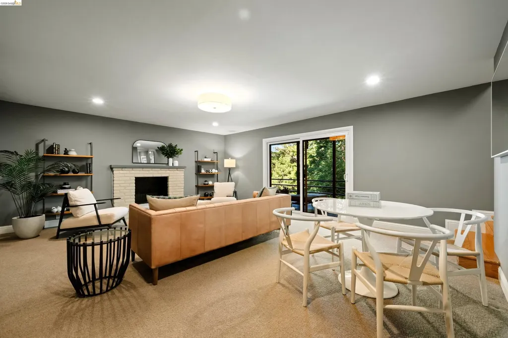 6611 Ascot Drive Oakland CA 94611